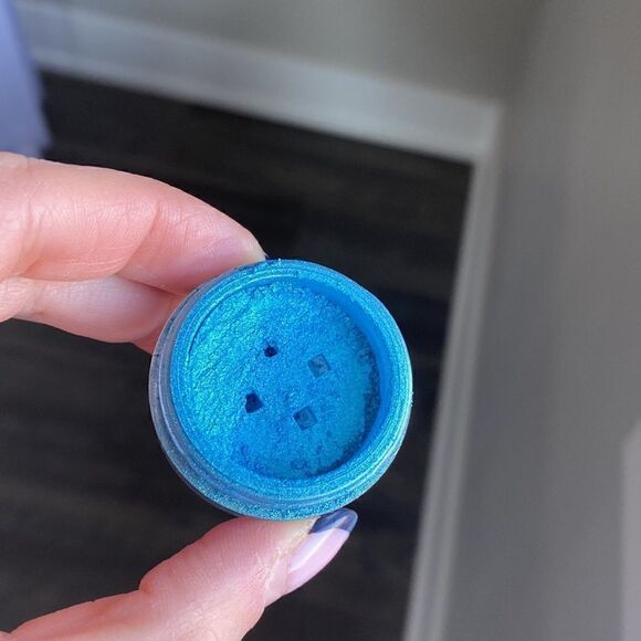 5 Piece Makeup Bundle-Not Used - Picture 5 of 9